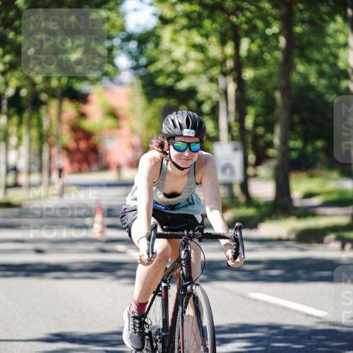 09.08.2026 - GEWOBA Citytriathlon Bremen Michael Burmester http://msf.ph/oto/9943293 09.08.2026 14:42:36 Radfahren 195, 233, 268, 281, 421 meine-sportfotos.de