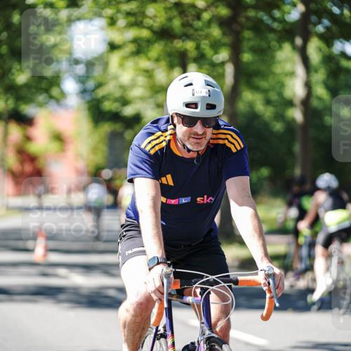 09.08.2026 - GEWOBA Citytriathlon Bremen Michael Burmester http://msf.ph/oto/9943303 09.08.2026 14:42:41 Radfahren 195, 233, 268, 281, 348, 421 meine-sportfotos.de
