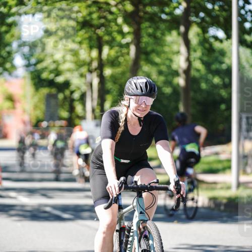09.08.2026 - GEWOBA Citytriathlon Bremen Michael Burmester http://msf.ph/oto/9943306 09.08.2026 14:42:45 Radfahren 195, 233, 268, 281, 348, 421 meine-sportfotos.de