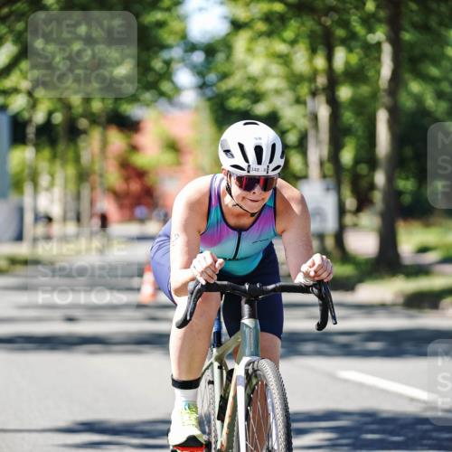 09.08.2026 - GEWOBA Citytriathlon Bremen Michael Burmester http://msf.ph/oto/9943311 09.08.2026 14:42:54 Radfahren 348, 375, 472 meine-sportfotos.de