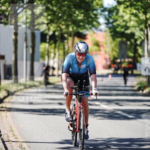 09.08.2026 - GEWOBA Citytriathlon Bremen Michael Burmester http://msf.ph/oto/9943326 09.08.2026 14:43:12 Radfahren 201, 375, 426, 430, 480, 525 meine-sportfotos.de