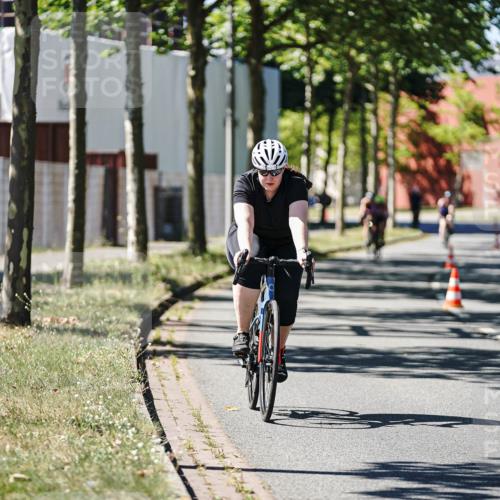 09.08.2026 - GEWOBA Citytriathlon Bremen Michael Burmester http://msf.ph/oto/9943367 09.08.2026 14:44:04 Radfahren 107, 209, 241 meine-sportfotos.de