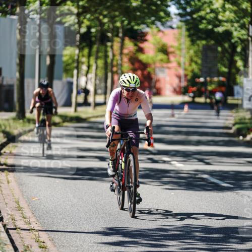 09.08.2026 - GEWOBA Citytriathlon Bremen Michael Burmester http://msf.ph/oto/9943370 09.08.2026 14:44:10 Radfahren 107, 209, 241, 303, 318, 502 meine-sportfotos.de