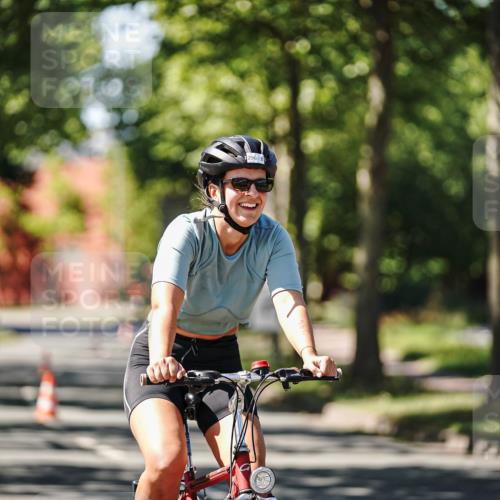 09.08.2026 - GEWOBA Citytriathlon Bremen Michael Burmester http://msf.ph/oto/9943424 09.08.2026 14:45:33 Radfahren 219, 296, 380, 460, 474, 476, 499, 505 meine-sportfotos.de