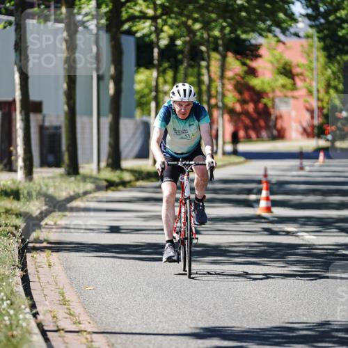 09.08.2026 - GEWOBA Citytriathlon Bremen Michael Burmester http://msf.ph/oto/9943426 09.08.2026 14:45:37 Radfahren 296, 380, 460, 465, 474, 499, 505 meine-sportfotos.de