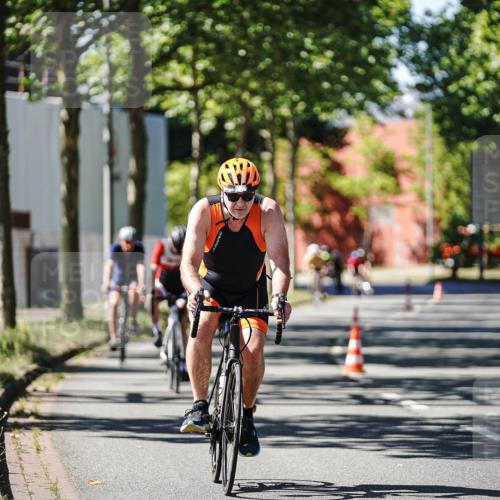 09.08.2026 - GEWOBA Citytriathlon Bremen Michael Burmester http://msf.ph/oto/9943435 09.08.2026 14:45:51 Radfahren 246, 248, 332, 367, 451, 460, 465, 496, 524 meine-sportfotos.de