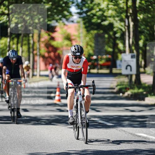 09.08.2026 - GEWOBA Citytriathlon Bremen Michael Burmester http://msf.ph/oto/9943441 09.08.2026 14:45:53 Radfahren 246, 248, 332, 367, 451, 465, 496, 524 meine-sportfotos.de
