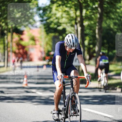 09.08.2026 - GEWOBA Citytriathlon Bremen Michael Burmester http://msf.ph/oto/9943445 09.08.2026 14:45:55 Radfahren 246, 248, 332, 367, 451, 465, 496, 524 meine-sportfotos.de