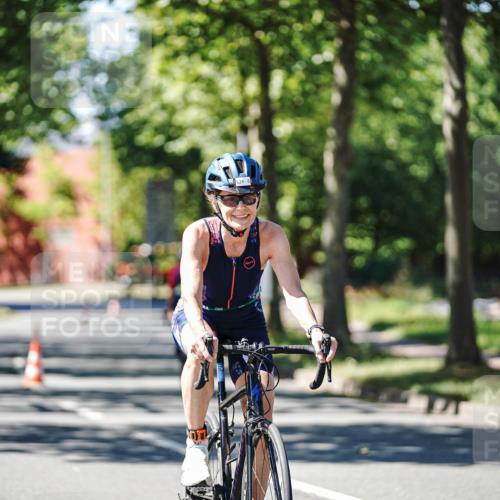 09.08.2026 - GEWOBA Citytriathlon Bremen Michael Burmester http://msf.ph/oto/9943448 09.08.2026 14:45:57 Radfahren 246, 248, 332, 367, 451, 465, 496, 524 meine-sportfotos.de