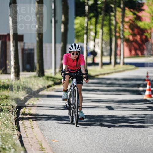 09.08.2026 - GEWOBA Citytriathlon Bremen Michael Burmester http://msf.ph/oto/9943462 09.08.2026 14:46:18 Radfahren 267 meine-sportfotos.de