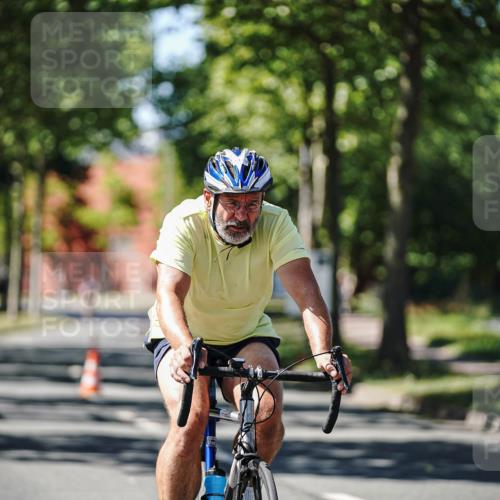 09.08.2026 - GEWOBA Citytriathlon Bremen Michael Burmester http://msf.ph/oto/9943493 09.08.2026 14:47:06 Radfahren 298, 414, 461, 464 meine-sportfotos.de
