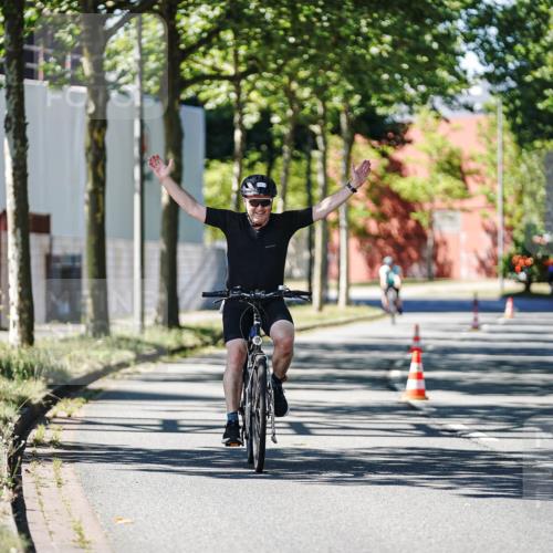 09.08.2026 - GEWOBA Citytriathlon Bremen Michael Burmester http://msf.ph/oto/9943512 09.08.2026 14:48:11 Radfahren 333, 459 meine-sportfotos.de