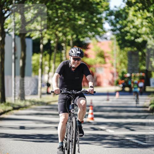 09.08.2026 - GEWOBA Citytriathlon Bremen Michael Burmester http://msf.ph/oto/9943514 09.08.2026 14:48:12 Radfahren 333, 459 meine-sportfotos.de