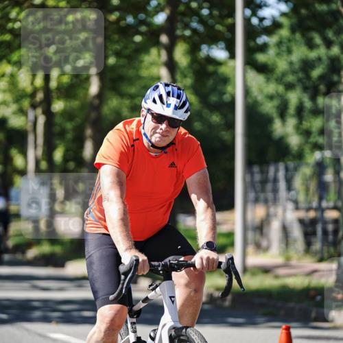 09.08.2026 - GEWOBA Citytriathlon Bremen Michael Burmester http://msf.ph/oto/9943559 09.08.2026 14:51:45 Radfahren 427 meine-sportfotos.de