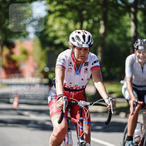 09.08.2026 - GEWOBA Citytriathlon Bremen Michael Burmester http://msf.ph/oto/9943563 09.08.2026 14:52:16 Radfahren 469, 512 meine-sportfotos.de