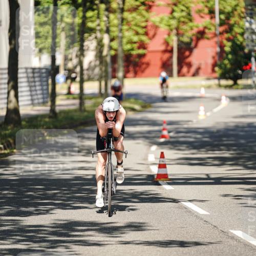 09.08.2026 - GEWOBA Citytriathlon Bremen Michael Burmester http://msf.ph/oto/9943613 09.08.2026 10:18:28 Radfahren 302, 306 meine-sportfotos.de