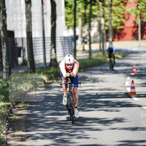 09.08.2026 - GEWOBA Citytriathlon Bremen Michael Burmester http://msf.ph/oto/9943617 09.08.2026 10:18:33 Radfahren 280, 302, 306 meine-sportfotos.de