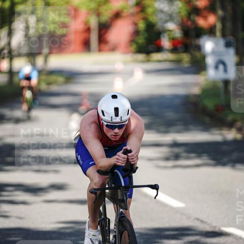 09.08.2026 - GEWOBA Citytriathlon Bremen Michael Burmester http://msf.ph/oto/9943619 09.08.2026 10:18:34 Radfahren 280, 302, 306 meine-sportfotos.de