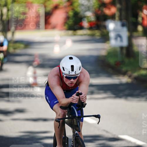 09.08.2026 - GEWOBA Citytriathlon Bremen Michael Burmester http://msf.ph/oto/9943620 09.08.2026 10:18:34 Radfahren 280, 302, 306 meine-sportfotos.de