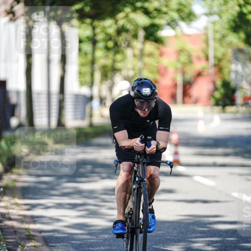 09.08.2026 - GEWOBA Citytriathlon Bremen Michael Burmester http://msf.ph/oto/9943638 09.08.2026 10:21:37 Radfahren 287, 349 meine-sportfotos.de