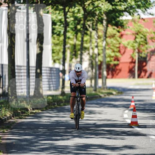 09.08.2026 - GEWOBA Citytriathlon Bremen Michael Burmester http://msf.ph/oto/9943641 09.08.2026 10:22:19 Radfahren 387 meine-sportfotos.de
