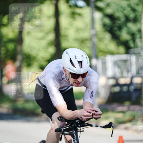 09.08.2026 - GEWOBA Citytriathlon Bremen Michael Burmester http://msf.ph/oto/9943655 09.08.2026 10:23:21 Radfahren 284, 308, 351 meine-sportfotos.de