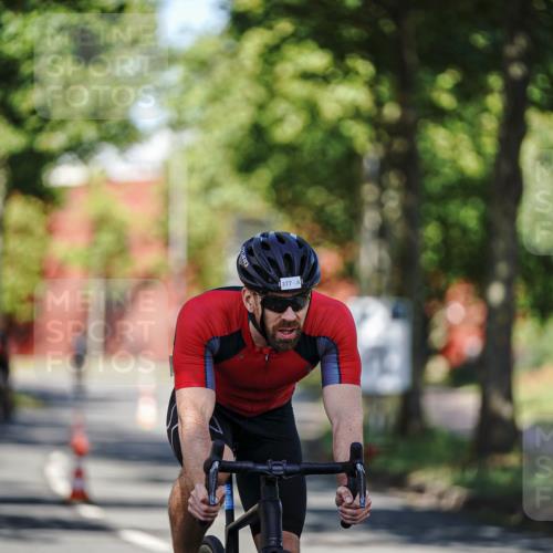 09.08.2026 - GEWOBA Citytriathlon Bremen Michael Burmester http://msf.ph/oto/9943675 09.08.2026 10:25:15 Radfahren 323, 360, 377, 427 meine-sportfotos.de