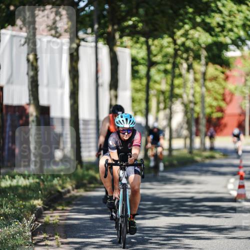 09.08.2026 - GEWOBA Citytriathlon Bremen Michael Burmester http://msf.ph/oto/9943681 09.08.2026 10:25:20 Radfahren 301, 323, 360, 377, 427 meine-sportfotos.de
