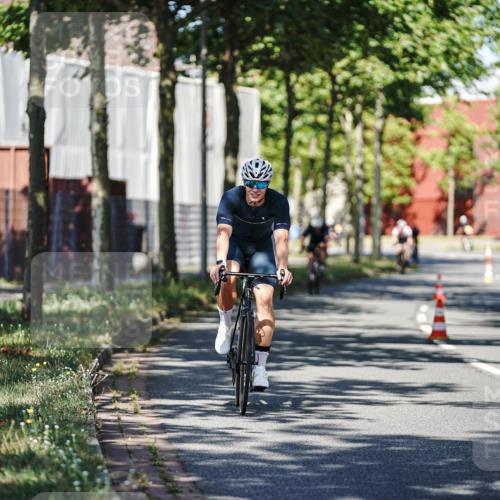 09.08.2026 - GEWOBA Citytriathlon Bremen Michael Burmester http://msf.ph/oto/9943687 09.08.2026 10:25:24 Radfahren 301, 323, 336, 345, 360, 377, 427 meine-sportfotos.de