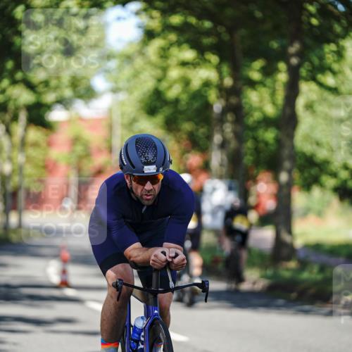 09.08.2026 - GEWOBA Citytriathlon Bremen Michael Burmester http://msf.ph/oto/9943701 09.08.2026 10:25:36 Radfahren 301, 336, 345, 376 meine-sportfotos.de