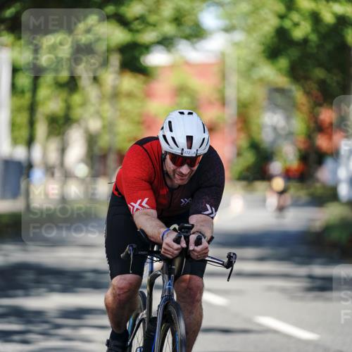 09.08.2026 - GEWOBA Citytriathlon Bremen Michael Burmester http://msf.ph/oto/9943706 09.08.2026 10:25:50 Radfahren 322, 372 meine-sportfotos.de