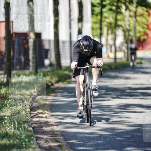 09.08.2026 - GEWOBA Citytriathlon Bremen Michael Burmester http://msf.ph/oto/9943722 09.08.2026 10:26:16 Radfahren 293, 378, 389, 398 meine-sportfotos.de
