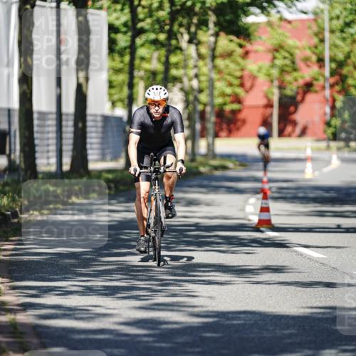 09.08.2026 - GEWOBA Citytriathlon Bremen Michael Burmester http://msf.ph/oto/9943733 09.08.2026 10:26:26 Radfahren 293, 318, 378, 383, 398, 402 meine-sportfotos.de