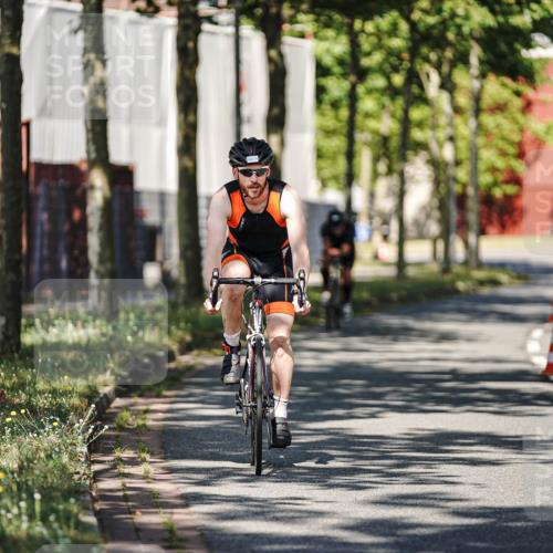 09.08.2026 - GEWOBA Citytriathlon Bremen Michael Burmester http://msf.ph/oto/9943758 09.08.2026 10:27:04 Radfahren 315, 321, 342, 375, 400 meine-sportfotos.de