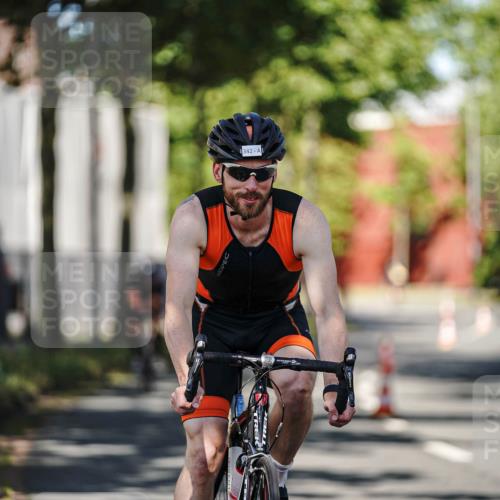 09.08.2026 - GEWOBA Citytriathlon Bremen Michael Burmester http://msf.ph/oto/9943760 09.08.2026 10:27:05 Radfahren 321, 342, 375, 400 meine-sportfotos.de