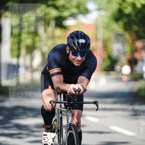 09.08.2026 - GEWOBA Citytriathlon Bremen Michael Burmester http://msf.ph/oto/9943764 09.08.2026 10:27:08 Radfahren 321, 342, 375, 400 meine-sportfotos.de