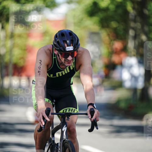 09.08.2026 - GEWOBA Citytriathlon Bremen Michael Burmester http://msf.ph/oto/9943789 09.08.2026 10:28:14 Radfahren 395, 502 meine-sportfotos.de
