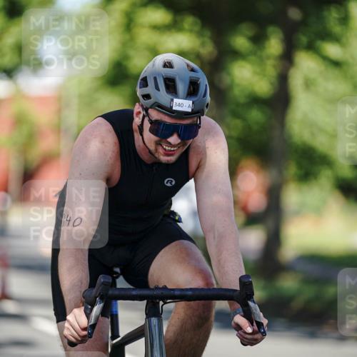09.08.2026 - GEWOBA Citytriathlon Bremen Michael Burmester http://msf.ph/oto/9943796 09.08.2026 10:28:28 Radfahren 329, 332, 340, 362, 502 meine-sportfotos.de