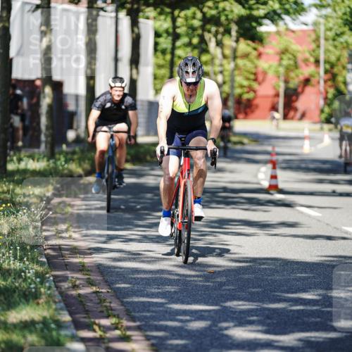 09.08.2026 - GEWOBA Citytriathlon Bremen Michael Burmester http://msf.ph/oto/9943802 09.08.2026 10:28:33 Radfahren 329, 332, 340, 362, 369, 502 meine-sportfotos.de