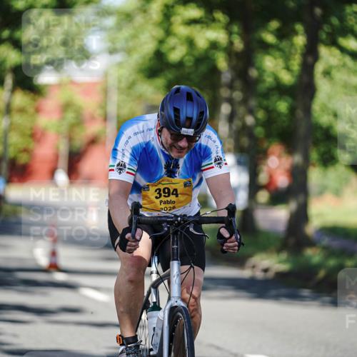 09.08.2026 - GEWOBA Citytriathlon Bremen Michael Burmester http://msf.ph/oto/9943820 09.08.2026 10:28:49 Radfahren 356, 369, 394, 465, 517, 519 meine-sportfotos.de