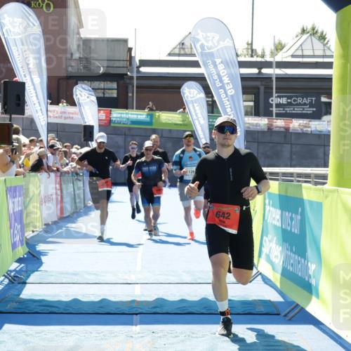 09.08.2026 - GEWOBA Citytriathlon Bremen Yannick Fuchs http://msf.ph/oto/9943828 09.08.2026 14:12:27 Ziel 545, 555, 587, 642, 763, 1126 meine-sportfotos.de