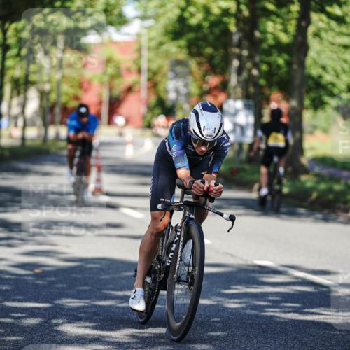 09.08.2026 - GEWOBA Citytriathlon Bremen Michael Burmester http://msf.ph/oto/9943837 09.08.2026 10:28:52 Radfahren 356, 394, 465, 517, 519 meine-sportfotos.de