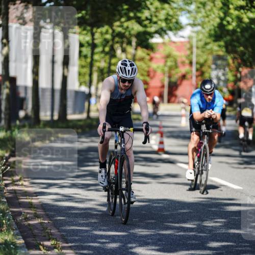 09.08.2026 - GEWOBA Citytriathlon Bremen Michael Burmester http://msf.ph/oto/9943841 09.08.2026 10:28:53 Radfahren 356, 394, 465, 517, 519 meine-sportfotos.de