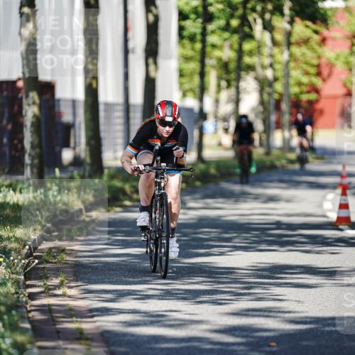 09.08.2026 - GEWOBA Citytriathlon Bremen Michael Burmester http://msf.ph/oto/9943847 09.08.2026 10:29:01 Radfahren 325, 343, 356, 392, 437, 465, 517, 519 meine-sportfotos.de