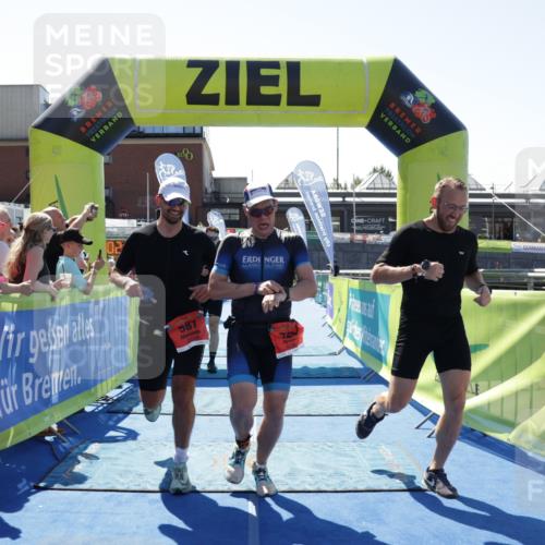 09.08.2026 - GEWOBA Citytriathlon Bremen Yannick Fuchs http://msf.ph/oto/9943848 09.08.2026 14:12:30 Ziel 555, 587, 618, 642, 763, 1126 meine-sportfotos.de