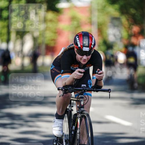 09.08.2026 - GEWOBA Citytriathlon Bremen Michael Burmester http://msf.ph/oto/9943856 09.08.2026 10:29:03 Radfahren 325, 343, 356, 392, 437, 517, 519 meine-sportfotos.de