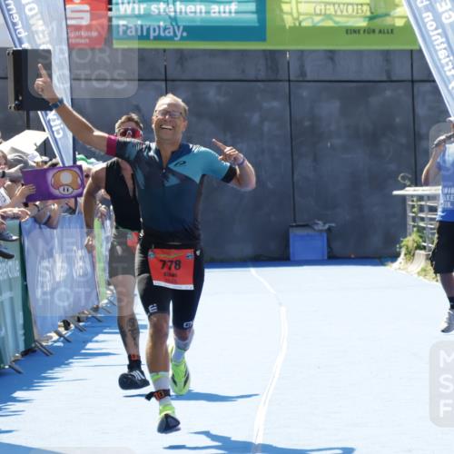 09.08.2026 - GEWOBA Citytriathlon Bremen Yannick Fuchs http://msf.ph/oto/9943878 09.08.2026 14:12:42 Ziel 680, 698, 778 meine-sportfotos.de