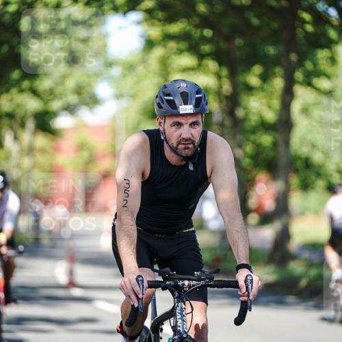 09.08.2026 - GEWOBA Citytriathlon Bremen Michael Burmester http://msf.ph/oto/9943891 09.08.2026 10:29:15 Radfahren 325, 327, 343, 352, 355, 359, 392, 396, 408, 478 meine-sportfotos.de