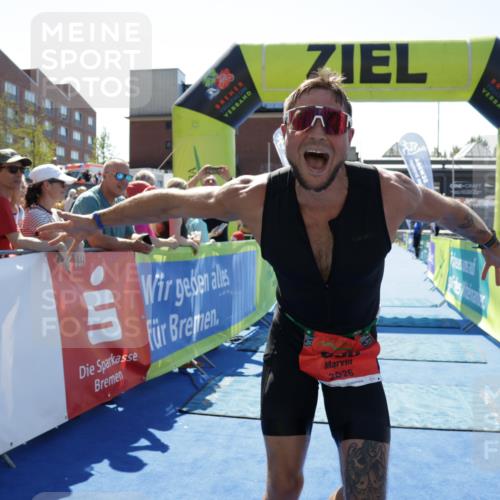 09.08.2026 - GEWOBA Citytriathlon Bremen Yannick Fuchs http://msf.ph/oto/9943894 09.08.2026 14:12:46 Ziel 698, 778 meine-sportfotos.de