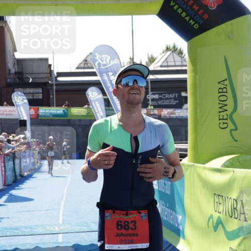 09.08.2026 - GEWOBA Citytriathlon Bremen Yannick Fuchs http://msf.ph/oto/9943903 09.08.2026 14:13:04 Ziel 683, 1143 meine-sportfotos.de